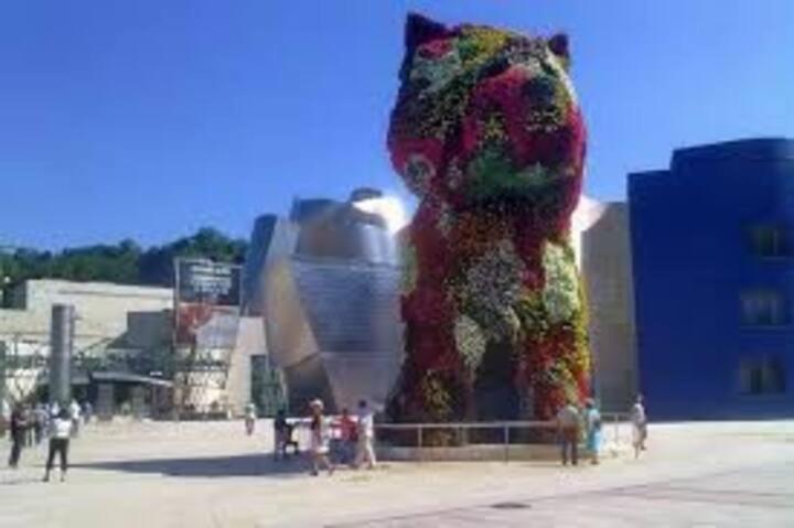Apartamento Con Garaje Opcional Con 2 Banos Cerca Ayuntamiento Lägenhet Bilbao Exteriör bild