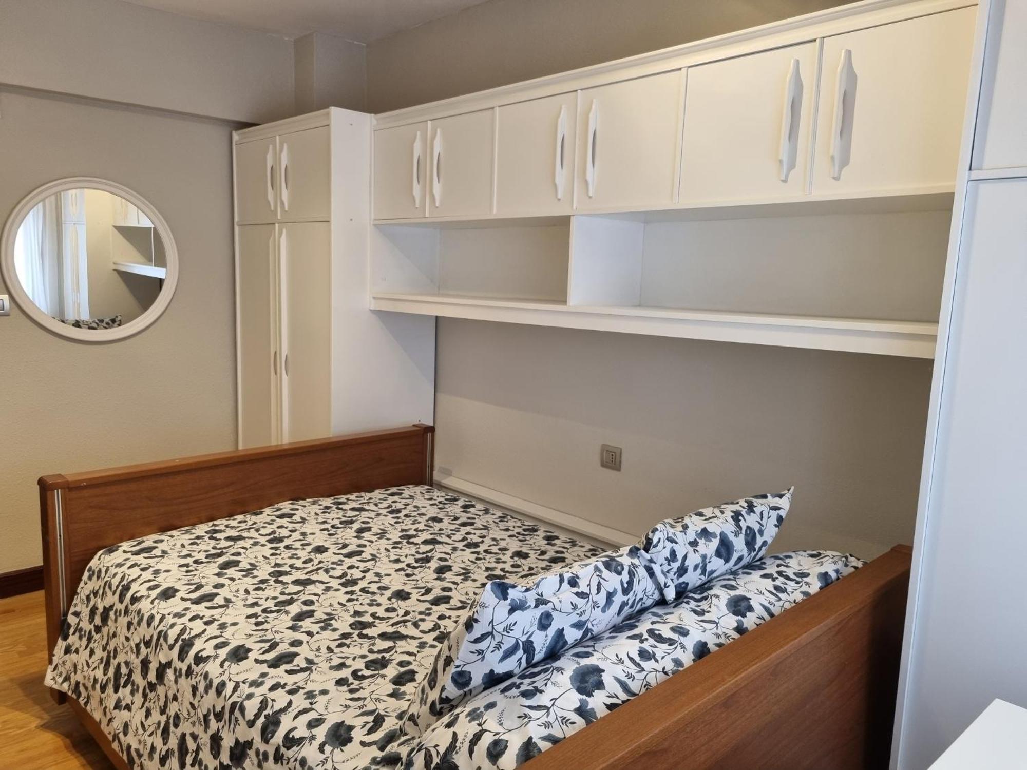 Apartamento Con Garaje Opcional Con 2 Banos Cerca Ayuntamiento Lägenhet Bilbao Exteriör bild